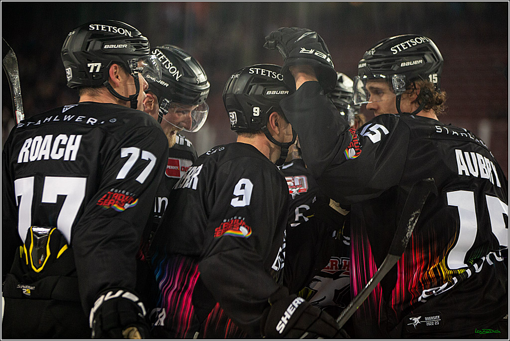 PENNY DEL; Koelner Haie- Augsburger Panther; Koeln, 08.01.2023